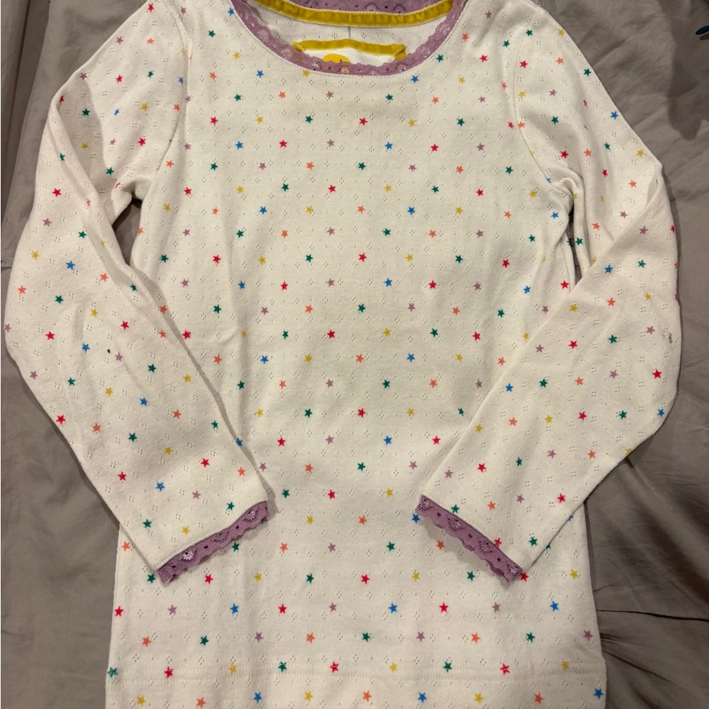 Boden 6/7 Pointelle tee with Colorful Stars and Purple Trim